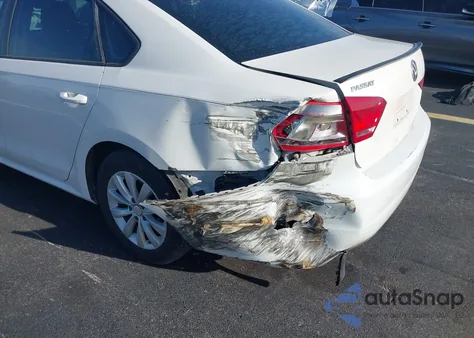 2015 Volkswagen Passat 1.8T Wolfsburg Edition from USA, damaged, VIN 1VWAT7A38FC002676